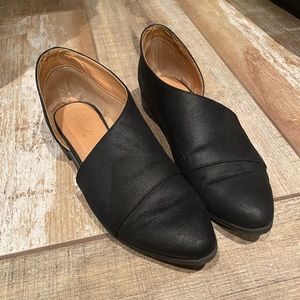 Qupid Tuxedo Shoes